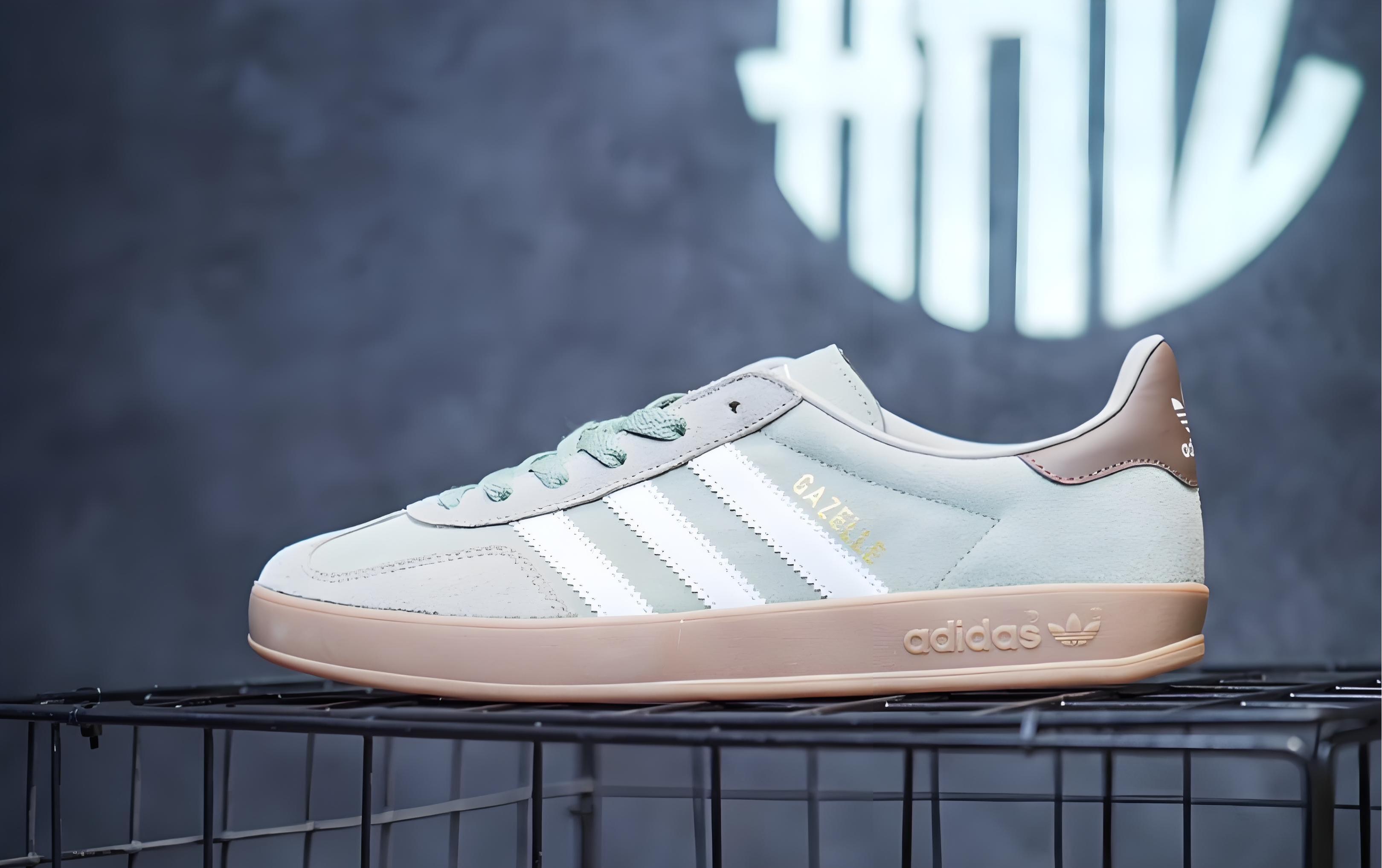 Gucci%20x%20Adidas%20(1).jpg