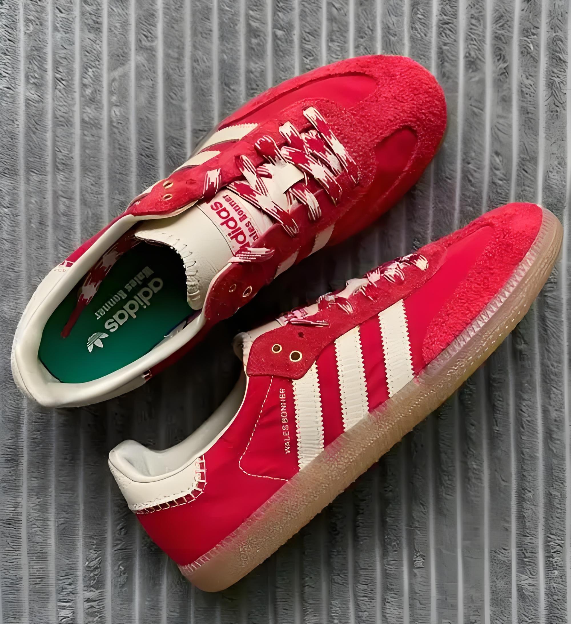 wales%20bonner%20x%20Adidas%20Originals%20Samba%20%E7%B4%85%E8%89%B2%20(2).jpg
